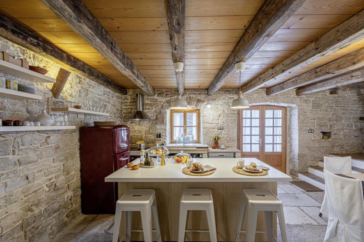 Una In Kranjcici - Haus Fuer 5-6 Personen Svetvinčenat エクステリア 写真