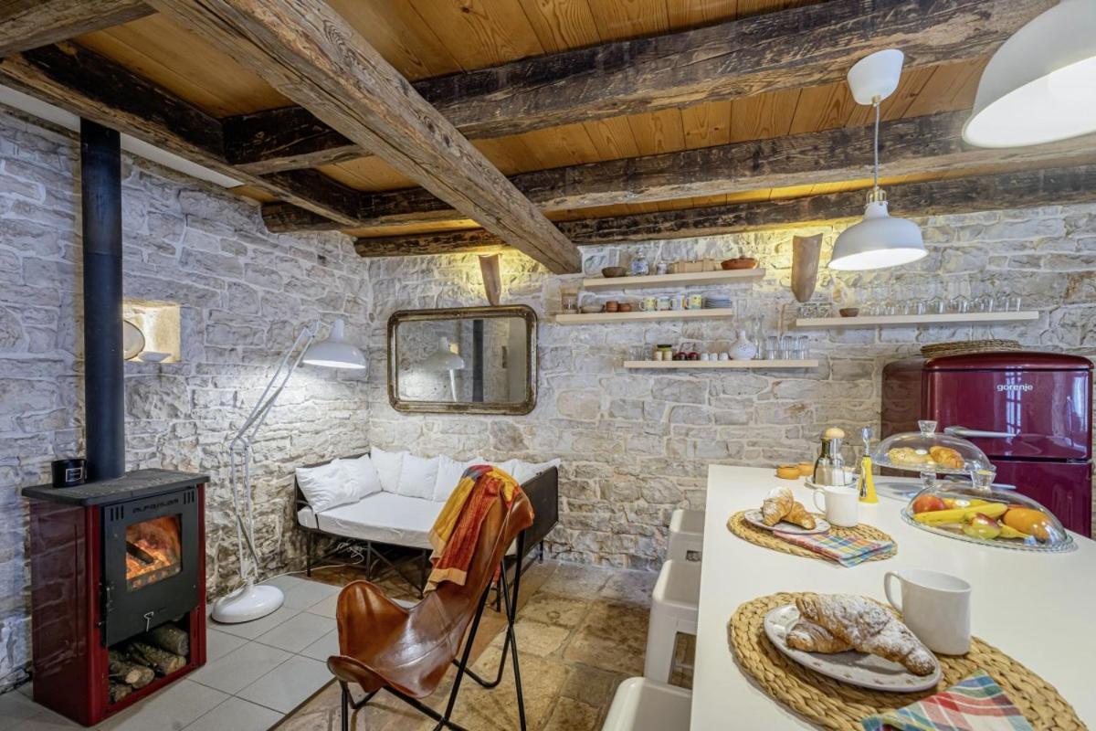 Una In Kranjcici - Haus Fuer 5-6 Personen Svetvinčenat エクステリア 写真
